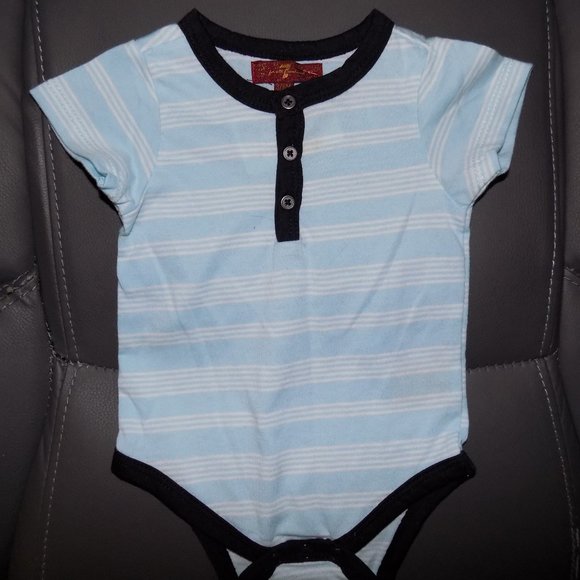 7 For All Mankind Infant Boy One Piece Navy/White - Picture 2 of 3